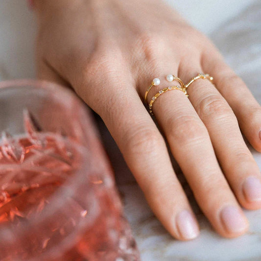 ANELLO FEDINA NAVETTE IN ORO E DIAMANTI LAB. - Tangredi Gioielleria