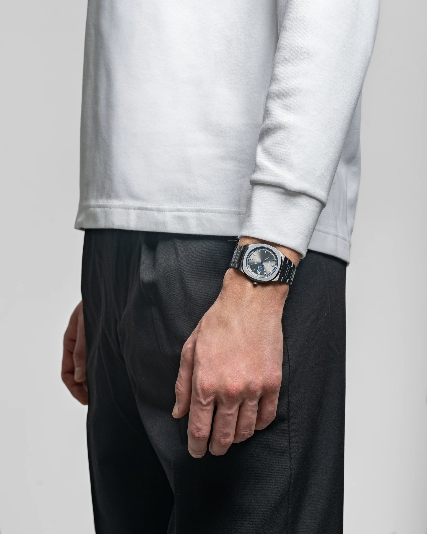 OROLOGIO ULTRA THIN 1970 DARK ILLUSIOM - Tangredi Gioielleria