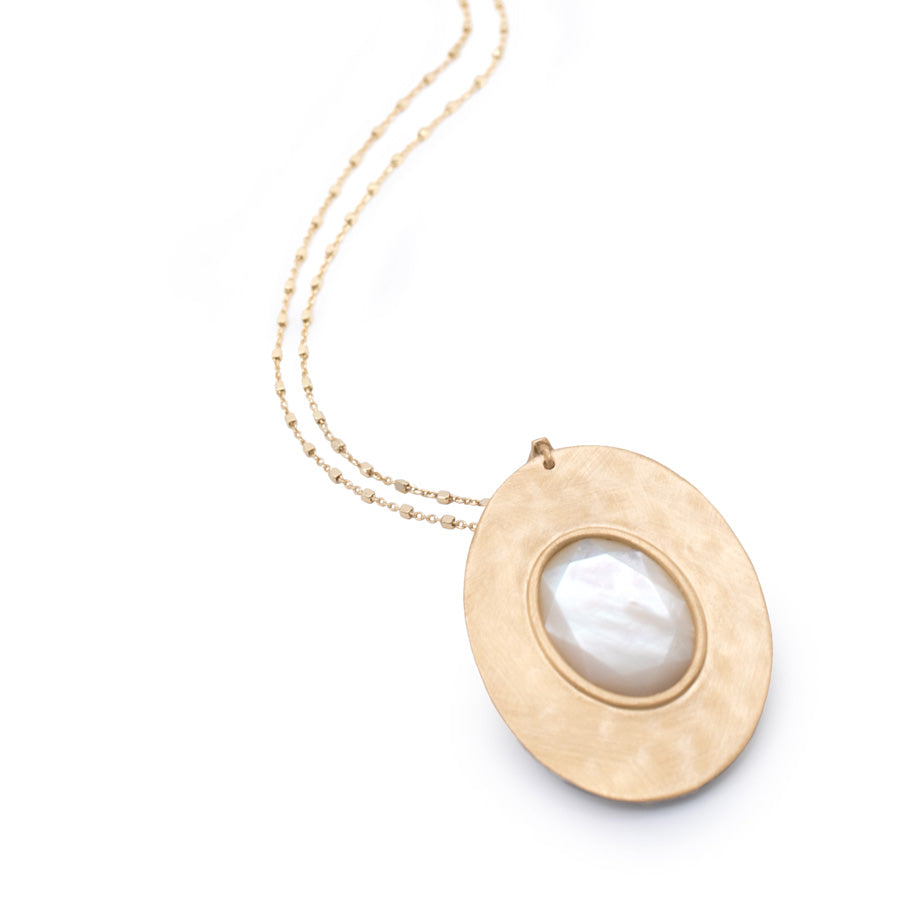 COLLANA LUNGA CON MADREPERLA OVALE - Tangredi Gioielleria